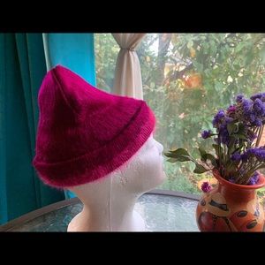COPY - Brand New Alpaca Beanie Hat Reversible Soft Double Layer Warm Ruby Fuchs…